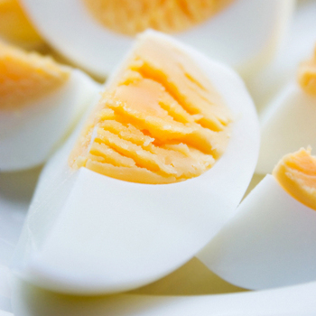 Куриное яйцо: польза, калорийность и химический состав