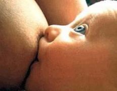 Мастит и кормление малыша грудью
