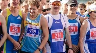 Алматы марафон помогает детям 