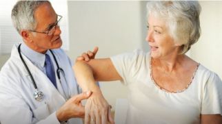 Признаки и симптомы остеопороза, как правильно лечить заболевание