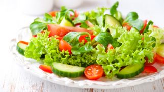 4 рецепта салатов для худеющих