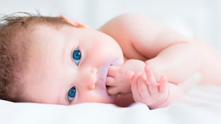 Синие губы у ребенка: опасно ли это?
